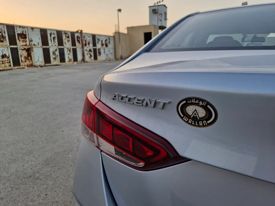 2023 Hyundai Accent Smart 