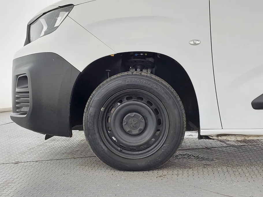 بيجو بارتنر Short van 2023 