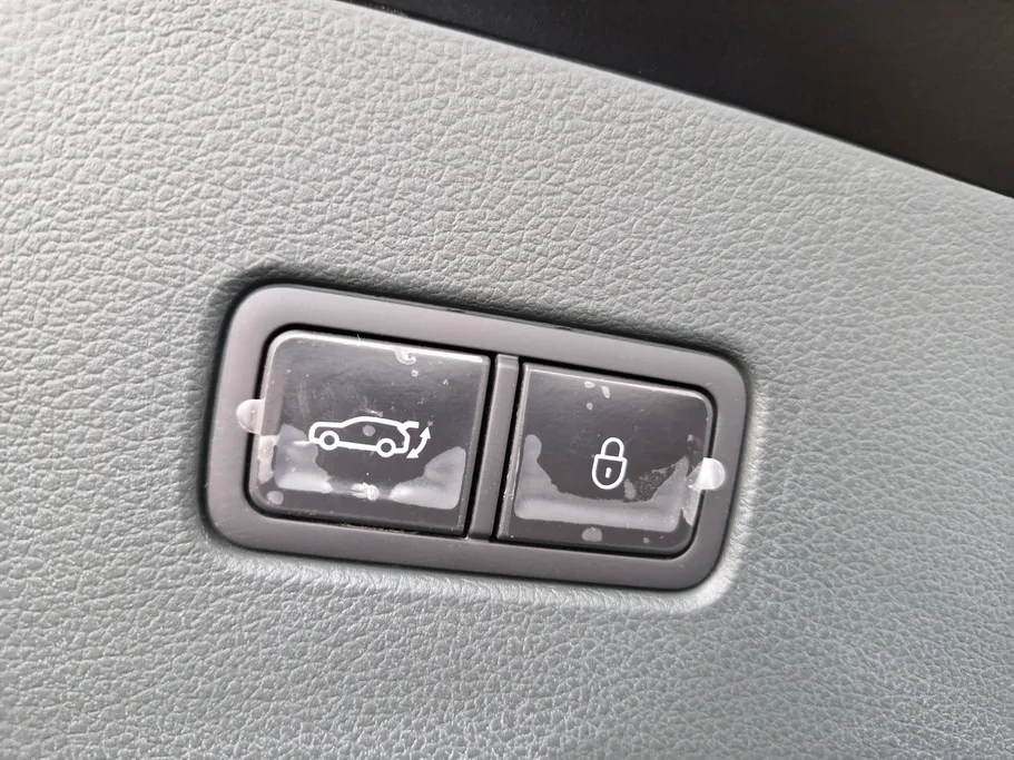 2025 Genesis GV80 Prestige 