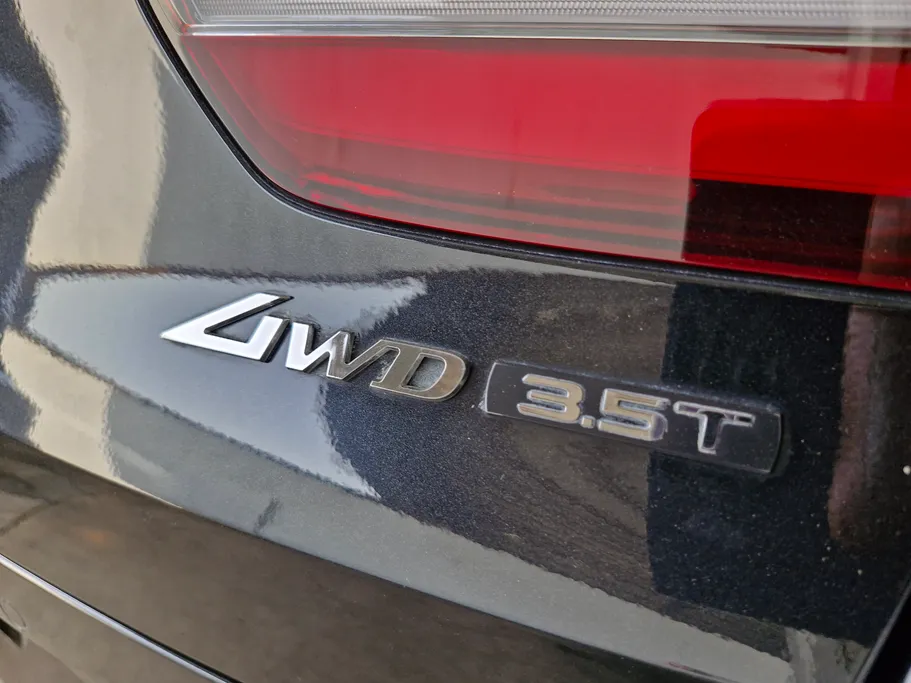 2025 Genesis GV80 Prestige 