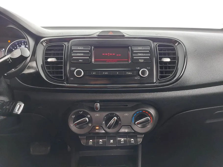 2022 Kia Pegas LX 