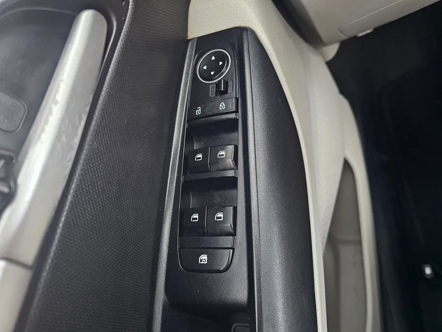 2023 Kia SONET LX 