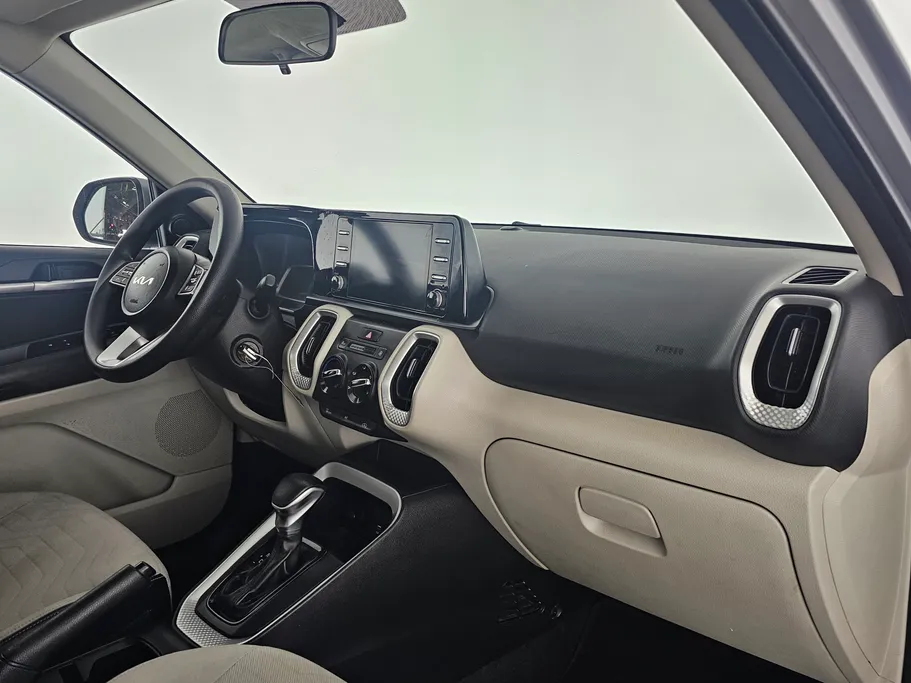 2023 Kia SONET LX 