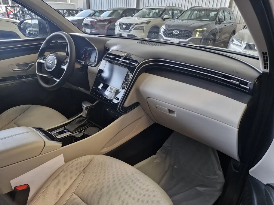 2024 Hyundai Tucson Premium 