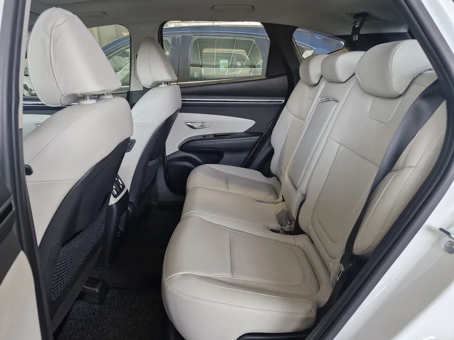 2024 Hyundai Tucson Premium 