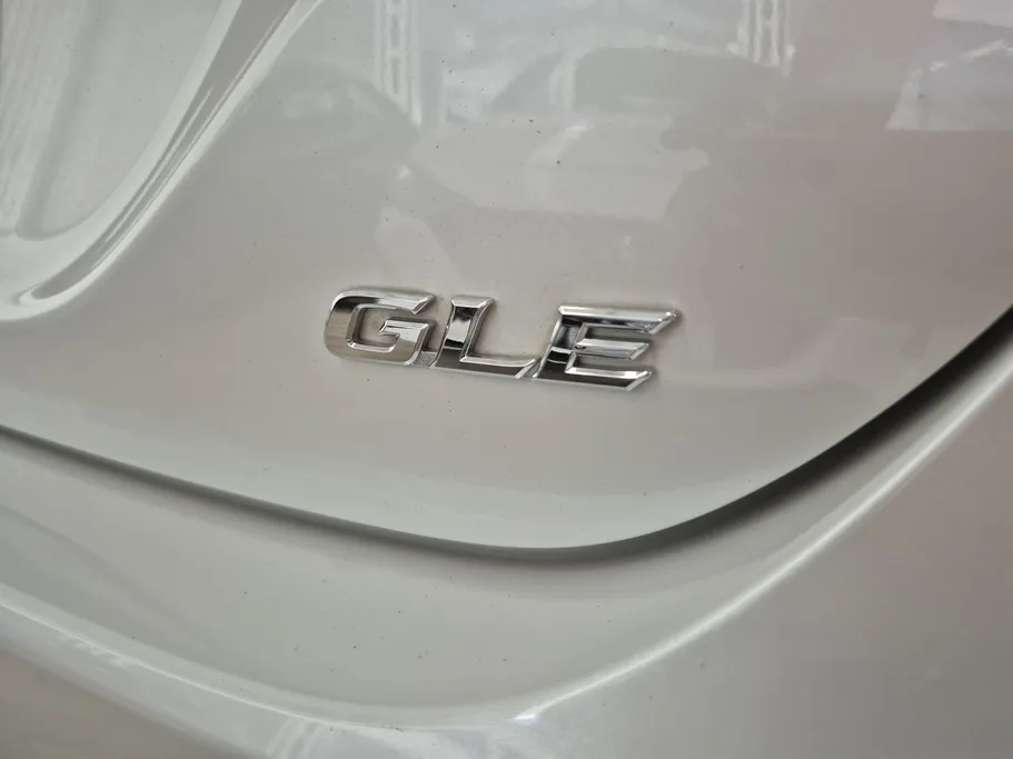 تويوتا كامري GLE 2023