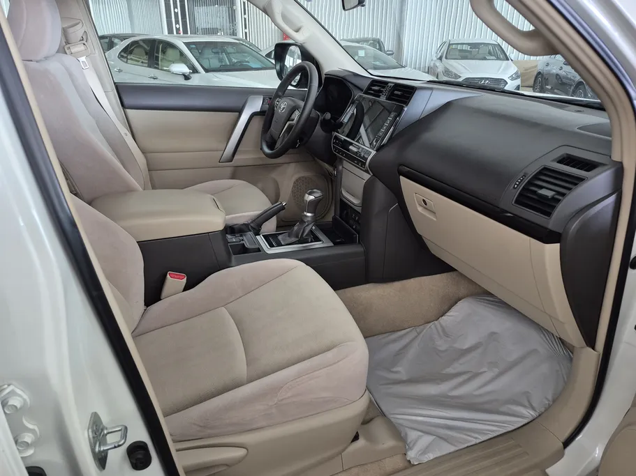 2023 Toyota Prado TXL