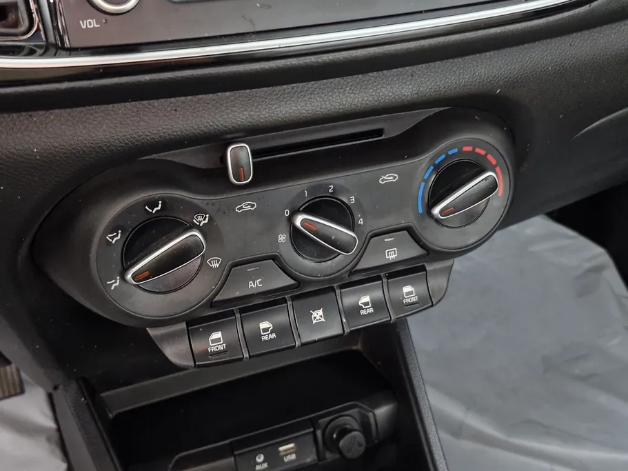 2024 Kia Pegas LX2 