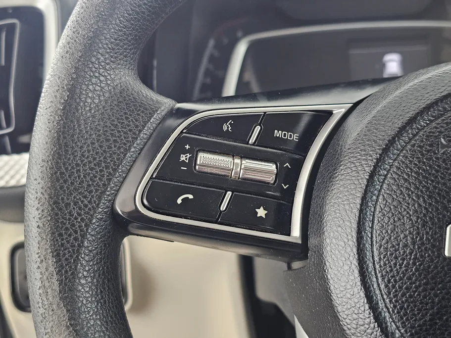 2023 Kia SONET LX 
