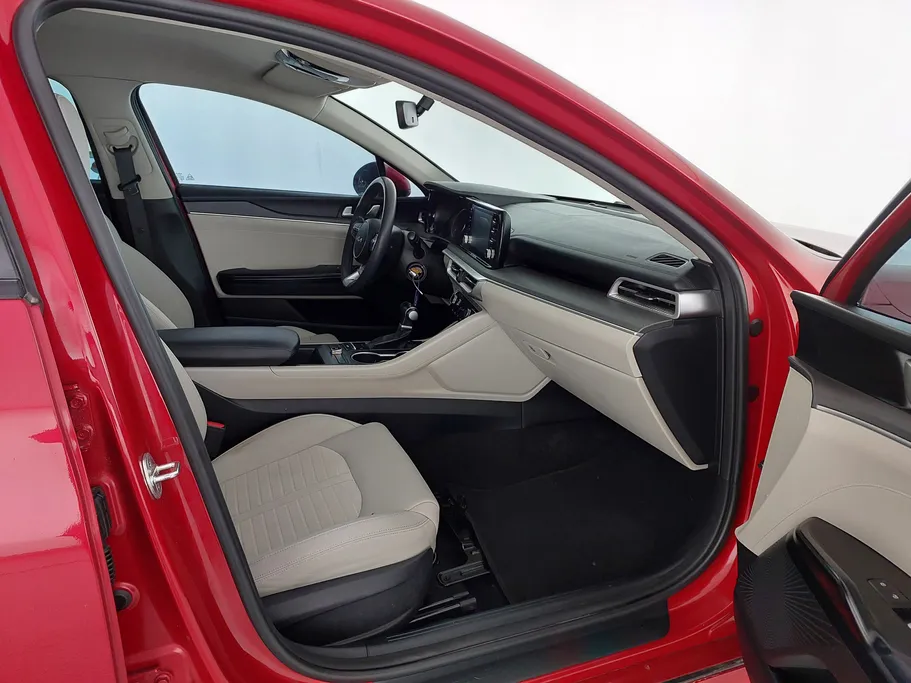 2023 Kia K5 LX 