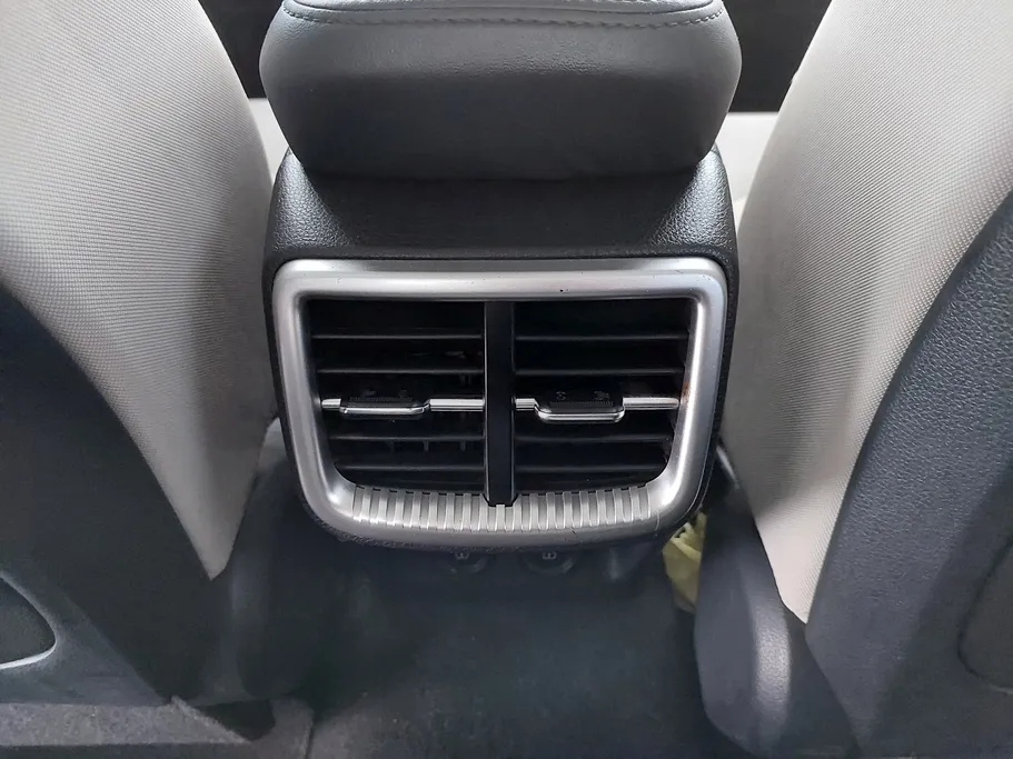 2023 Kia K5 LX 