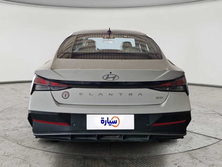 2025 Hyundai Elantra Smart 