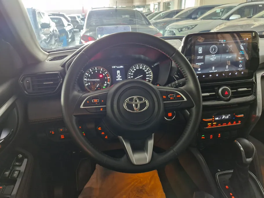 2025 Toyota Urban Cruiser GLX 