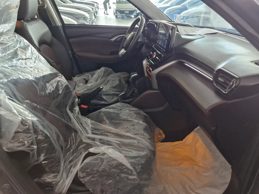 2025 Toyota Urban Cruiser GLX 