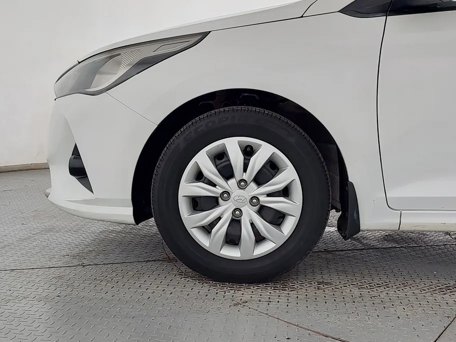 2021 Hyundai Accent Smart 