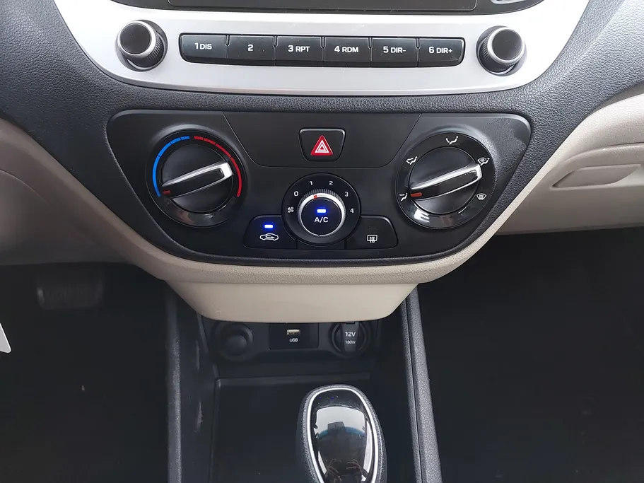 2021 Hyundai Accent Smart 