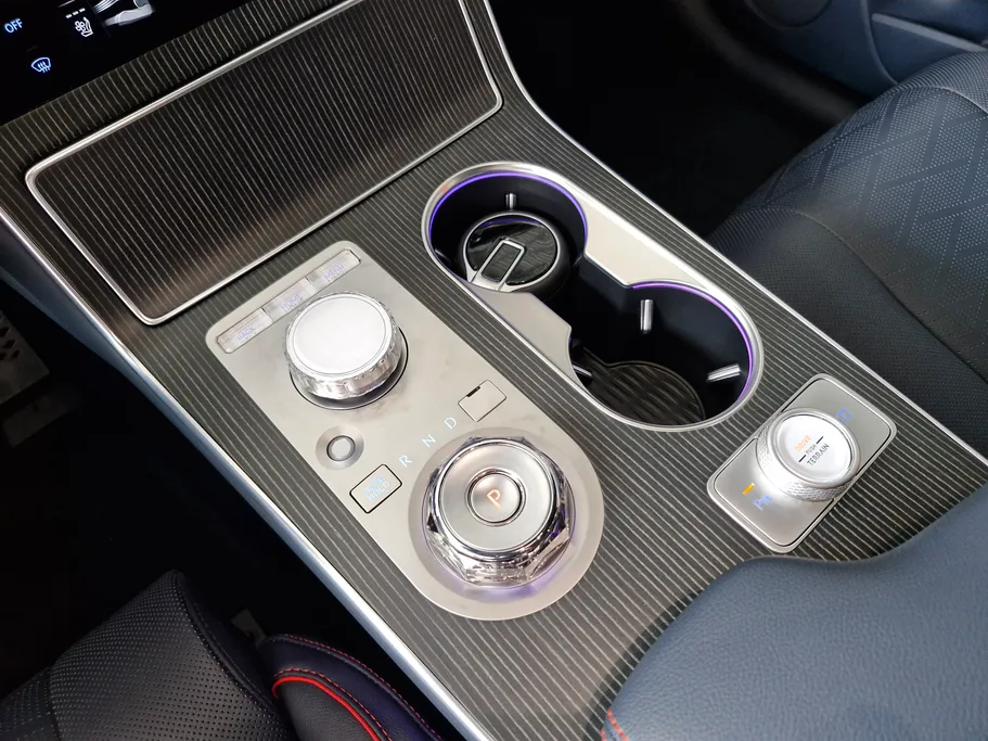 2025 Genesis GV80 Prestige