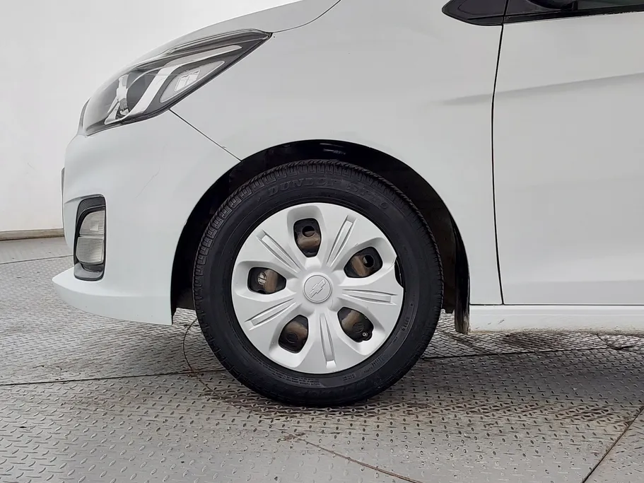 2021 Chevrolet Spark LS 
