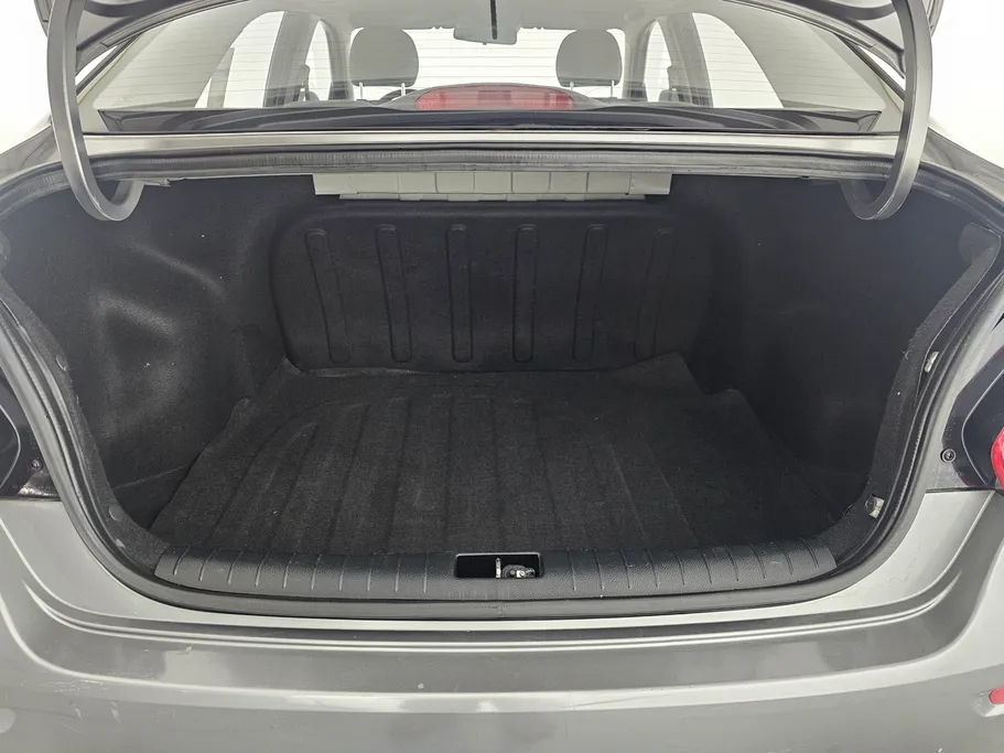 2023 Kia Pegas LX 