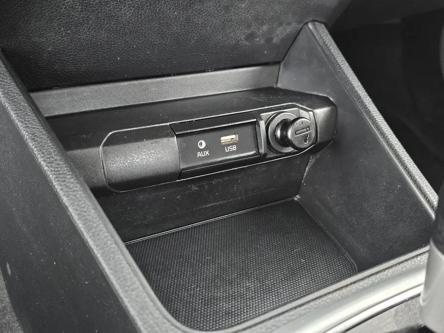 2023 Kia Pegas LX 