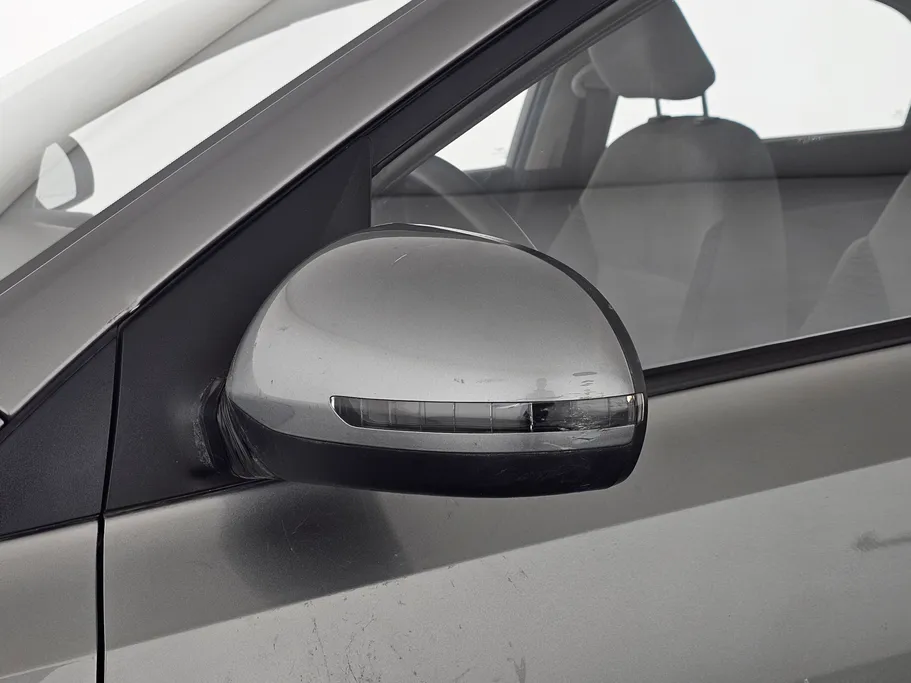 2023 Kia Pegas LX 
