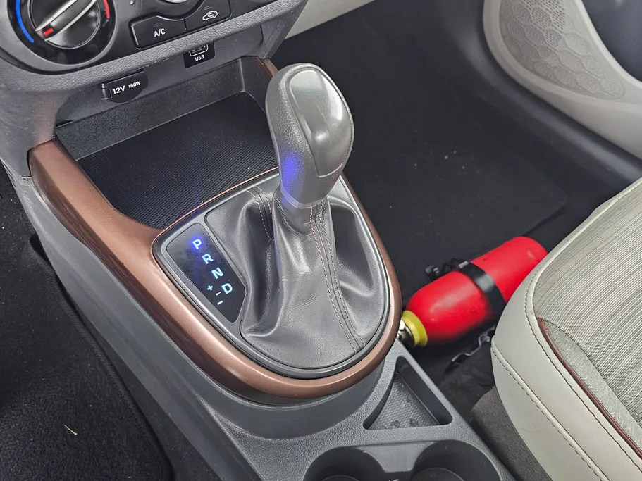 2023 Hyundai Grand i10 Fleet 