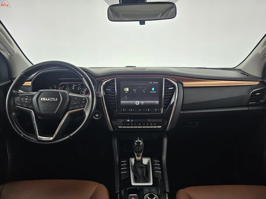 2022 Isuzu MU Full 