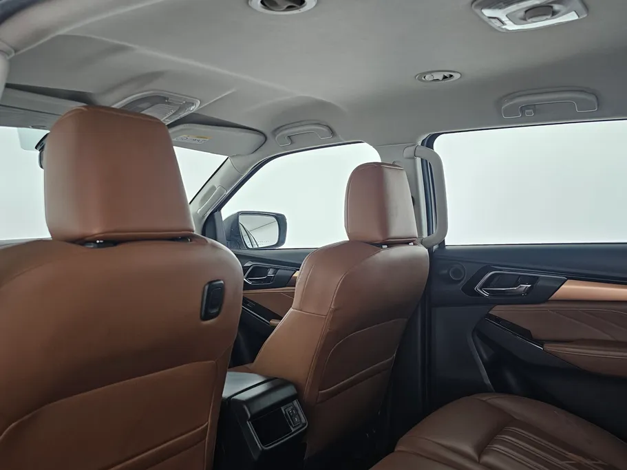 2022 Isuzu MU Full 