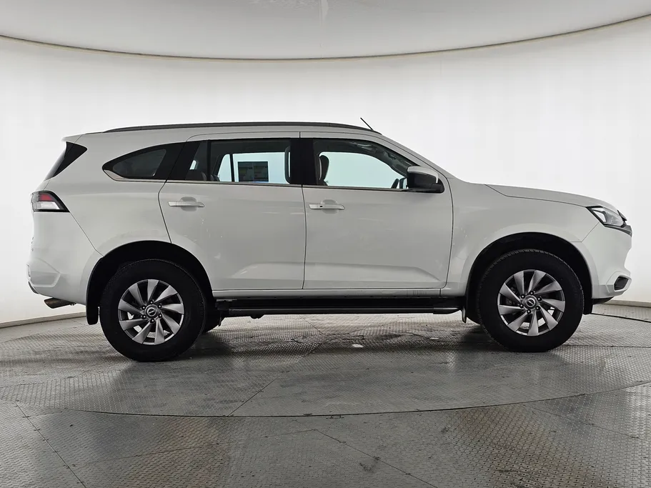 2022 Isuzu MU Full 