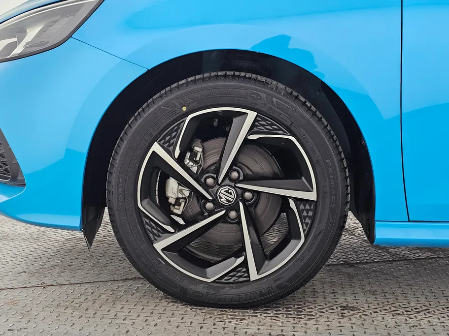 2022 MG GT LUX 