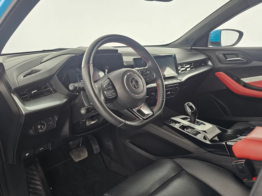 2022 MG GT LUX 
