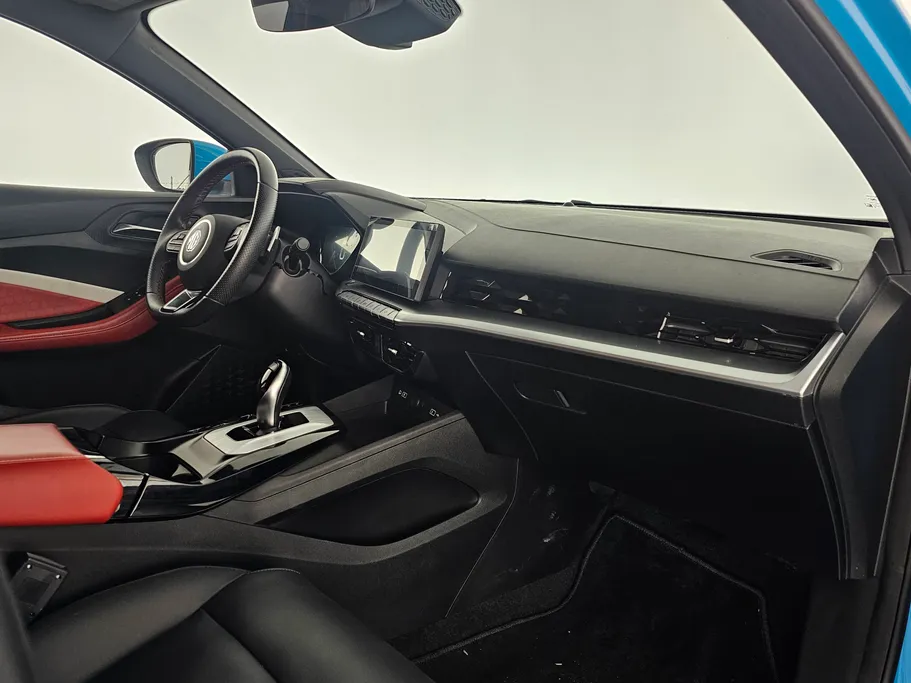 2022 MG GT LUX 