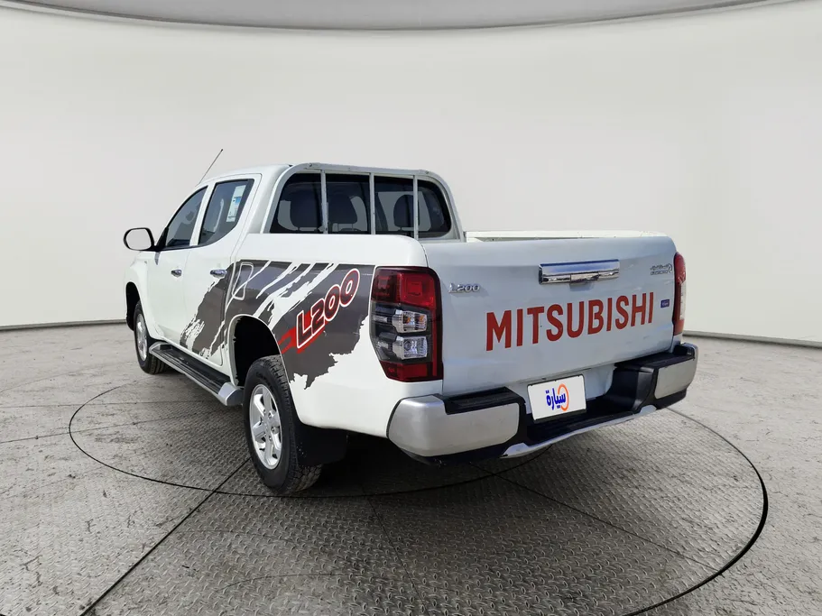 2022 Mitsubishi L200 DC 4x4 Diesel 