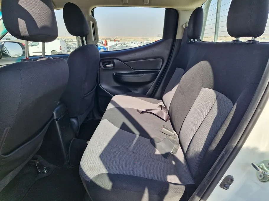 2022 Mitsubishi L200 DC 4x4 Diesel 