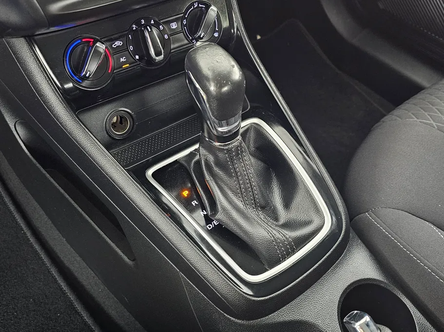 2023 MG 5 STD 