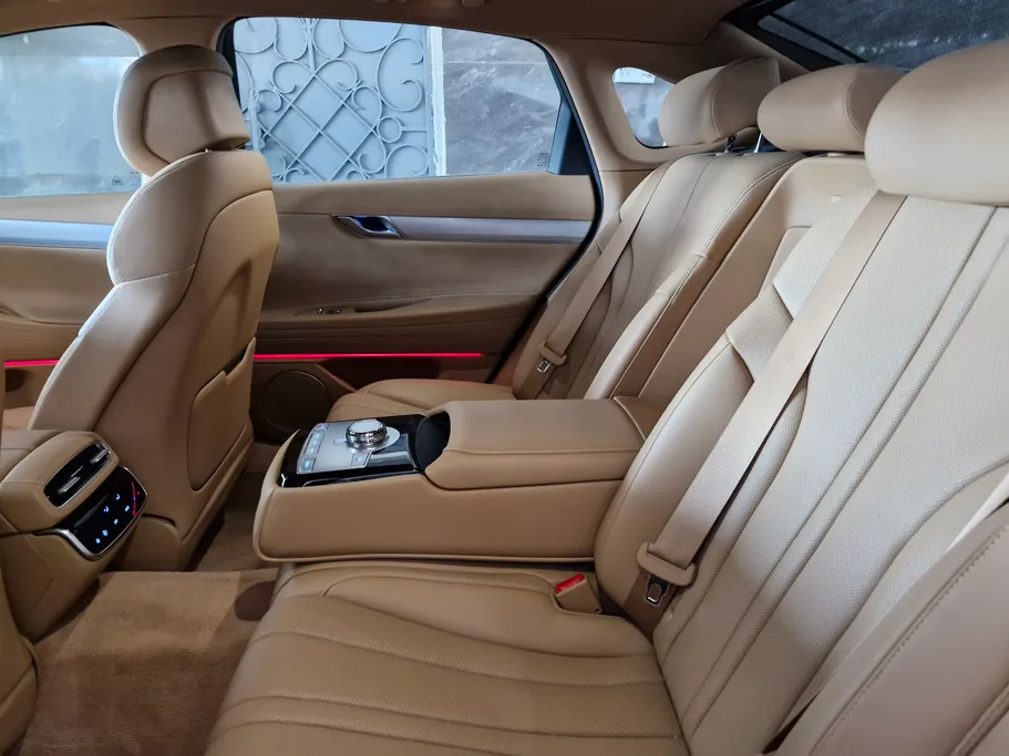 جينيسيس G80 PRESTIGE 2025