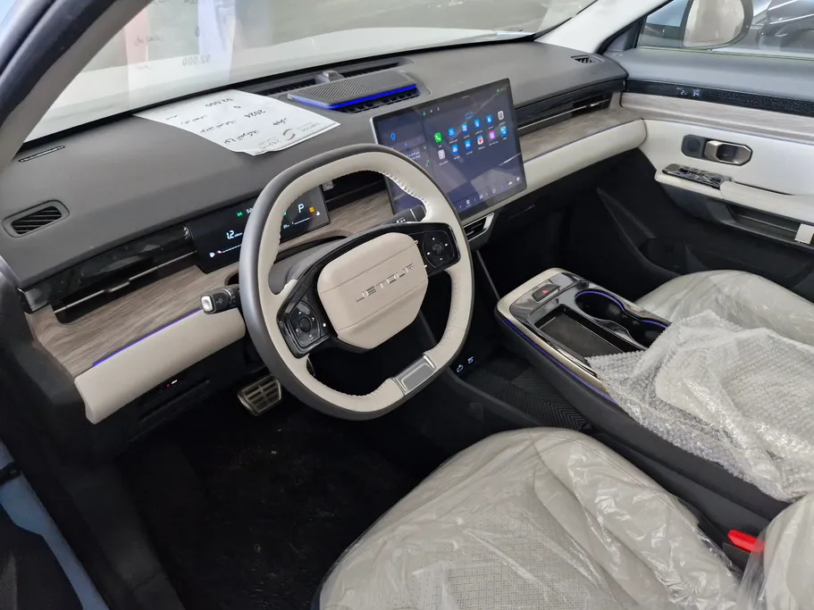 2024 Jetour Dashing Luxury 