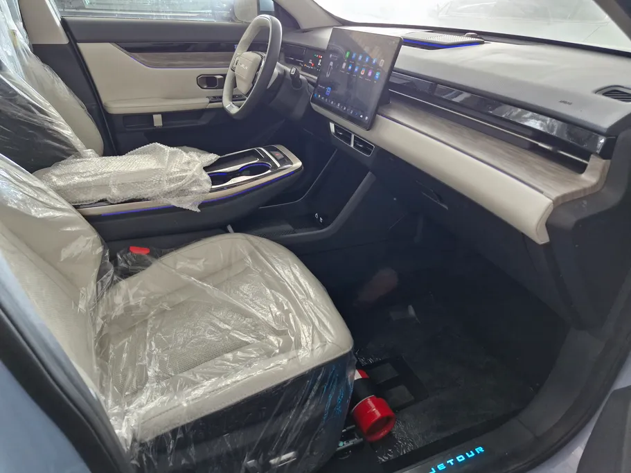 2024 Jetour Dashing Luxury 