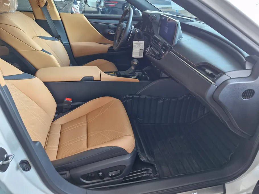 2025 Lexus ES 350 DD Exclusive 