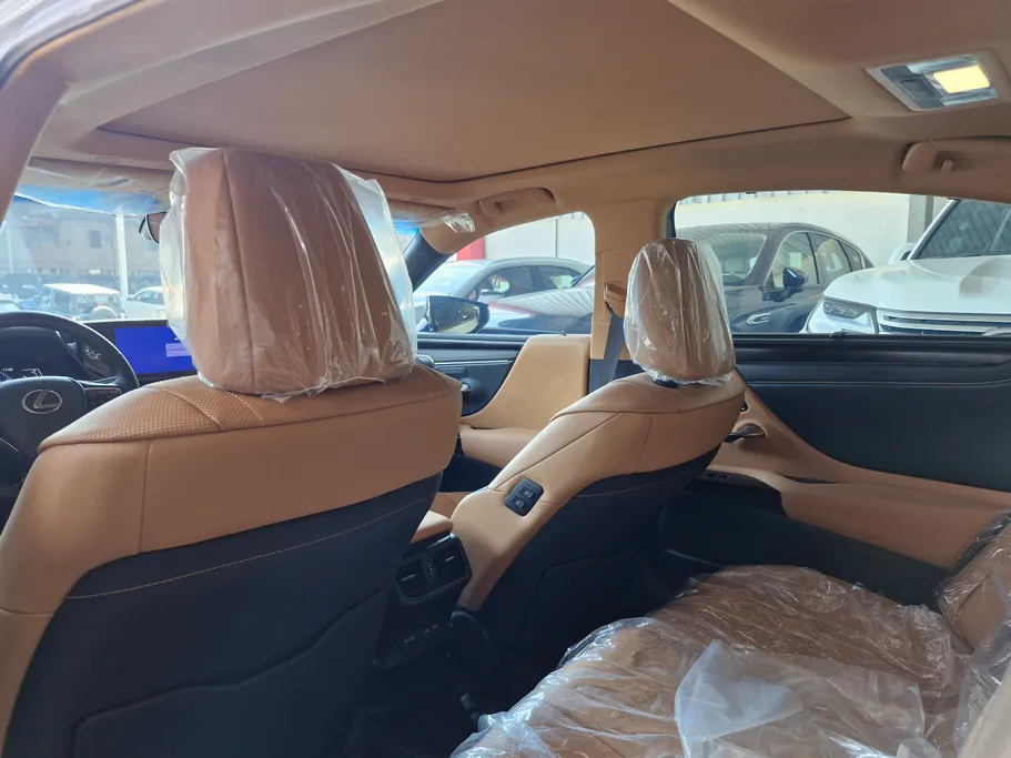 2025 Lexus ES 350 DD Exclusive 