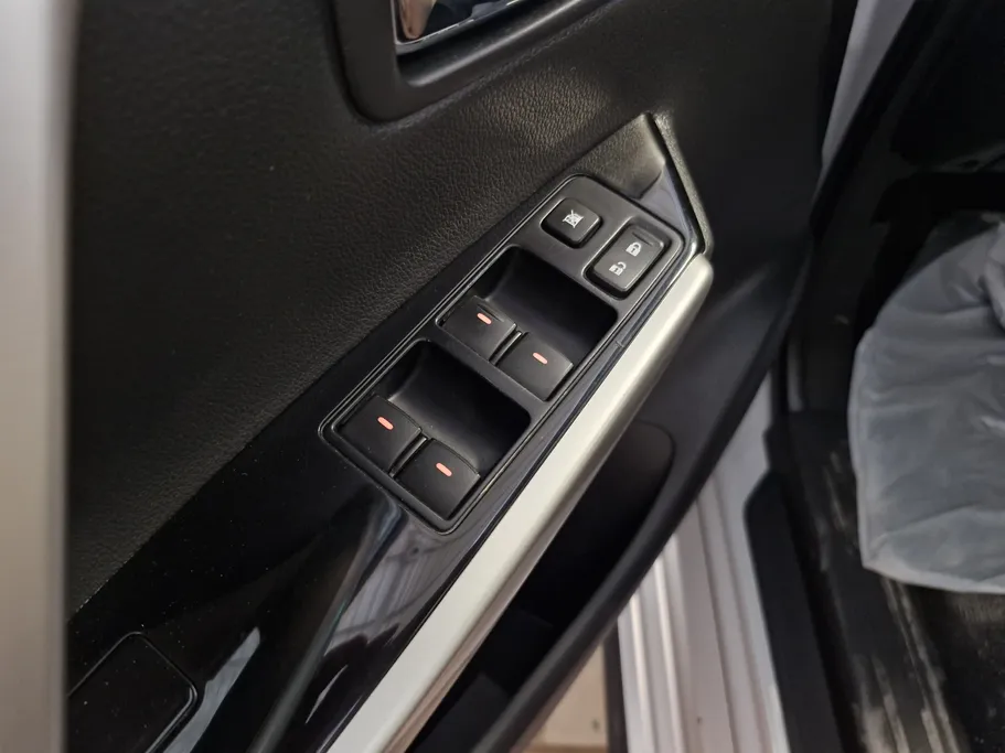 ميتسوبيشي  مونتيرو سبورت GLS-ML 2021 