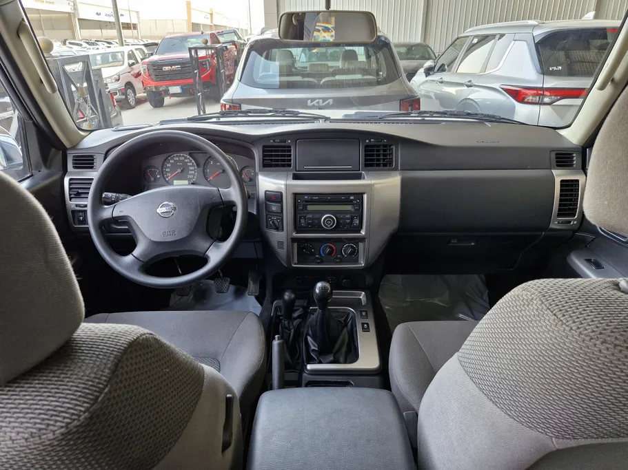 2023 Nissan Patrol GL