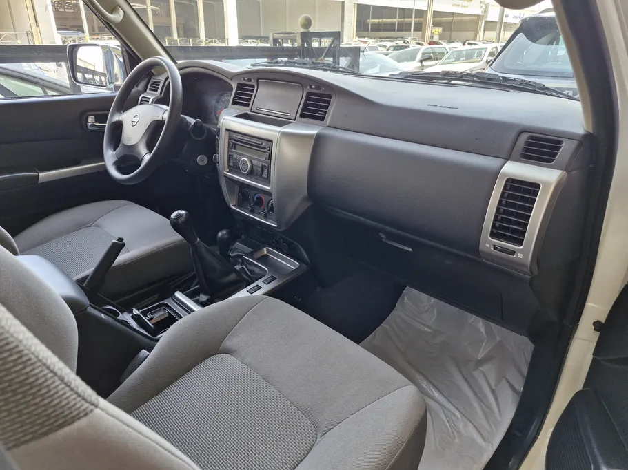 2023 Nissan Patrol GL