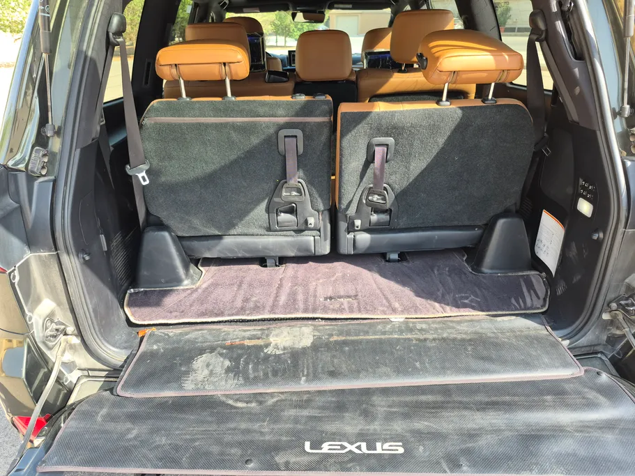 لكزس LX 570 S 2021