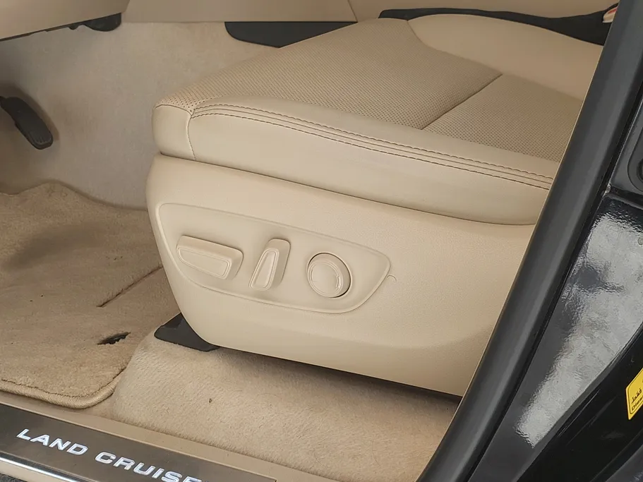 2024 Toyota Land Cruiser GXR4 DSL