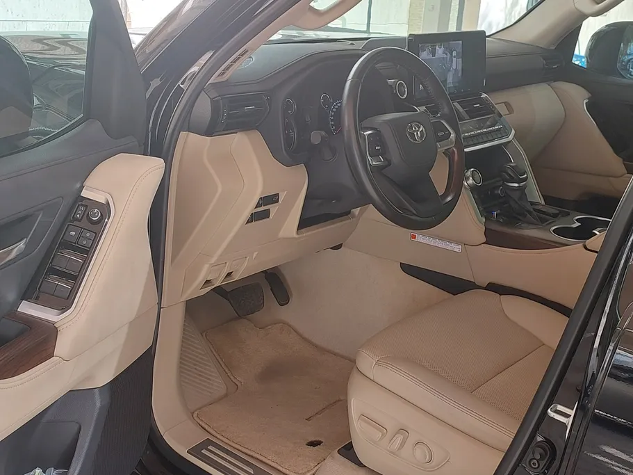 2024 Toyota Land Cruiser GXR4 DSL
