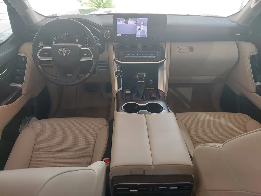 2024 Toyota Land Cruiser GXR4 DSL