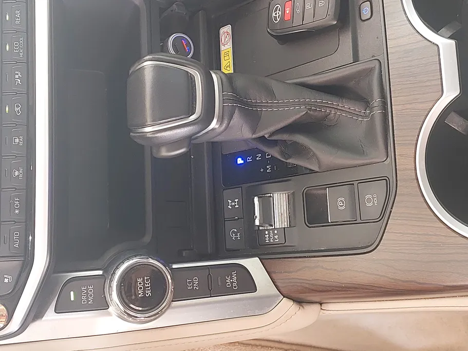 2024 Toyota Land Cruiser GXR4 DSL