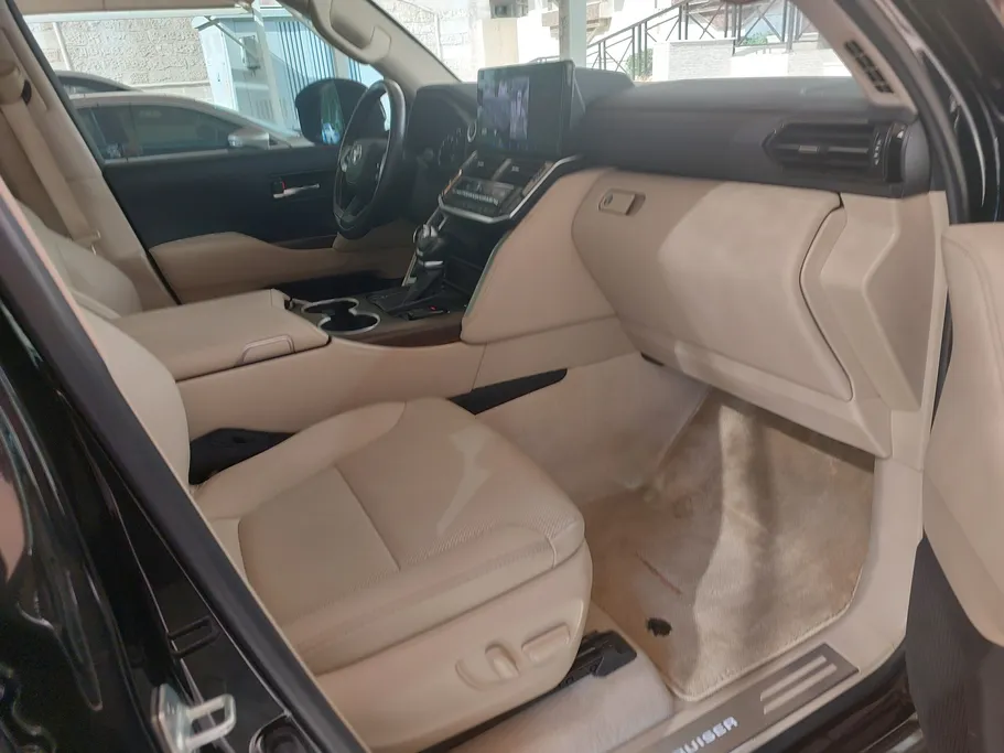 2024 Toyota Land Cruiser GXR4 DSL