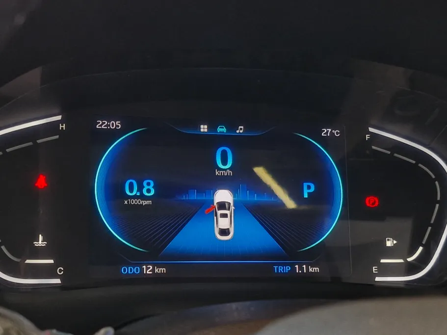 2025 JAC J7 LUXURY 
